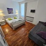 White Con Parcheggio Privato ベッド・アンド・ブレックファスト