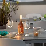 White Con Parcheggio Privato ベッド・アンド・ブレックファスト 4*