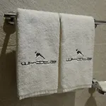 White Con Parcheggio Privato ベッド・アンド・ブレックファスト ポルト・チェザーレオ
