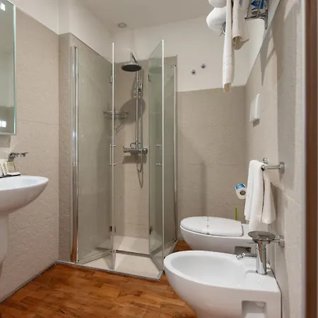 Bed & Breakfast White Con Parcheggio Privato 4*
