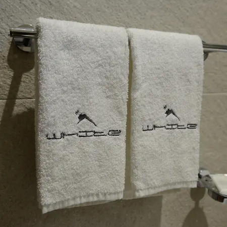 White Con Parcheggio Privato Panzió Porto Cesareo