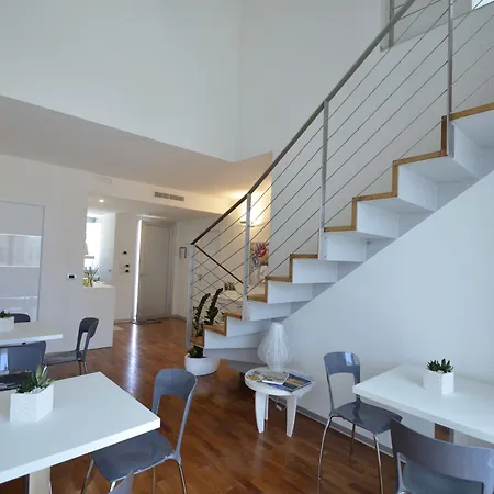 White Con Parcheggio Privato Panzió Porto Cesareo