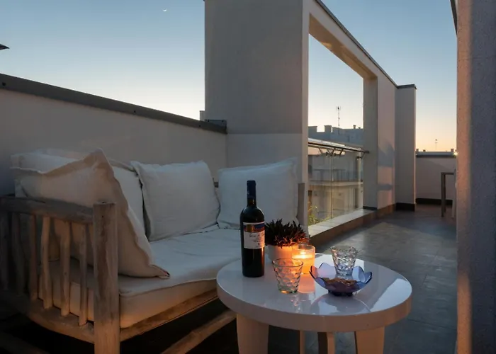 White Con Parcheggio Privato Bed & Breakfast 4*