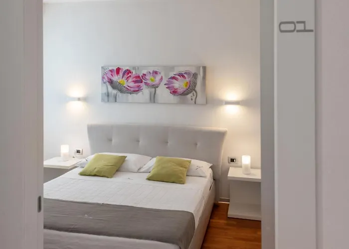 White Con Parcheggio Privato Panzió Porto Cesareo