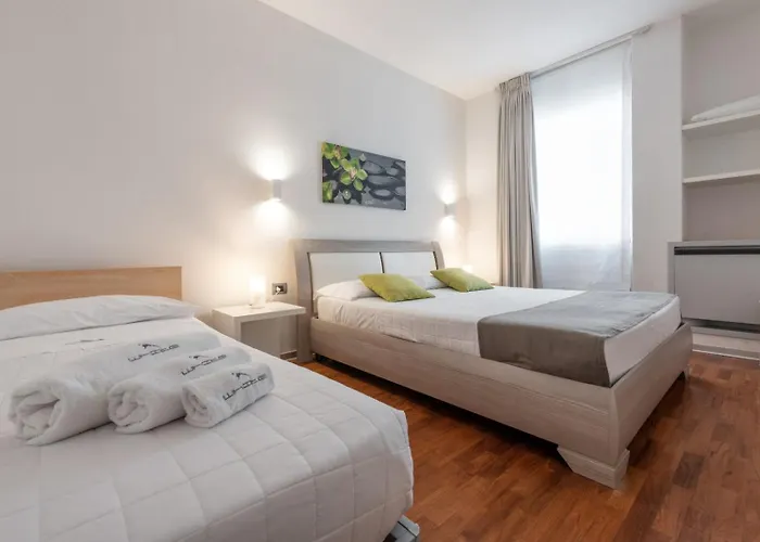 Panzió White Con Parcheggio Privato 4*