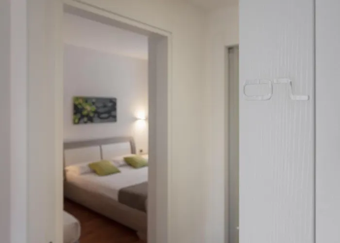 White Con Parcheggio Privato Bed & Breakfast Porto Cesareo
